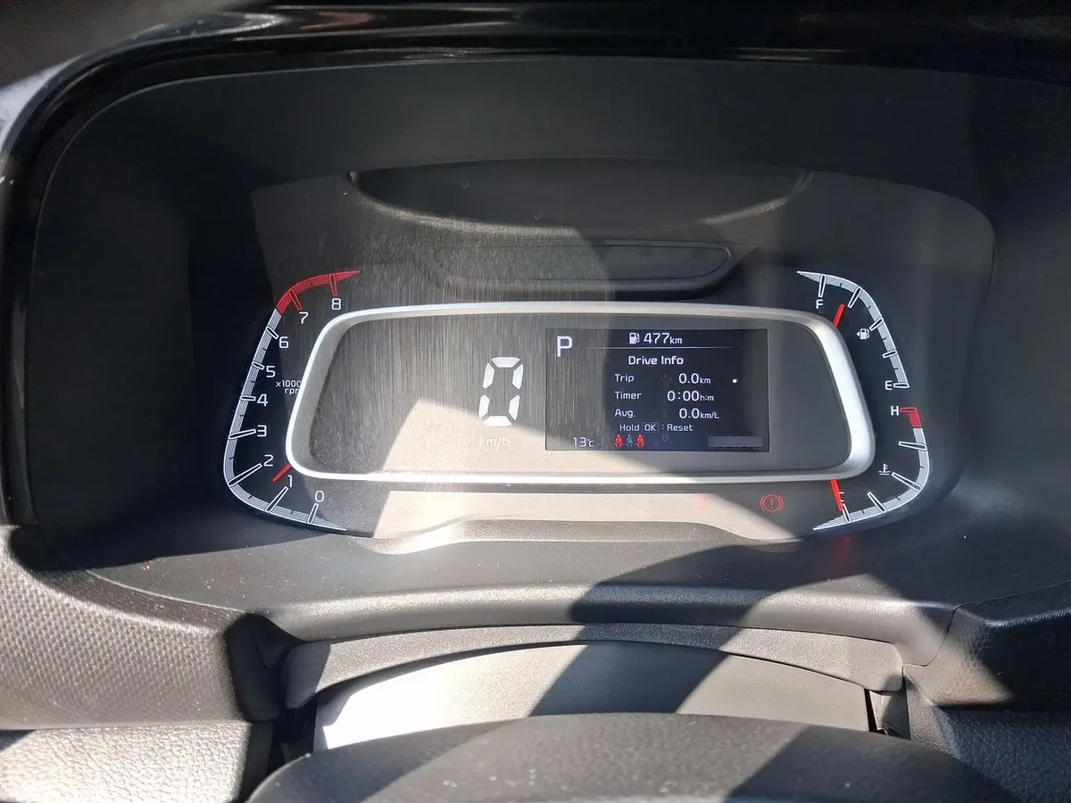 Kia Sonet 1.5 Ex 4x2 Ivt Ri At 5p año 2025