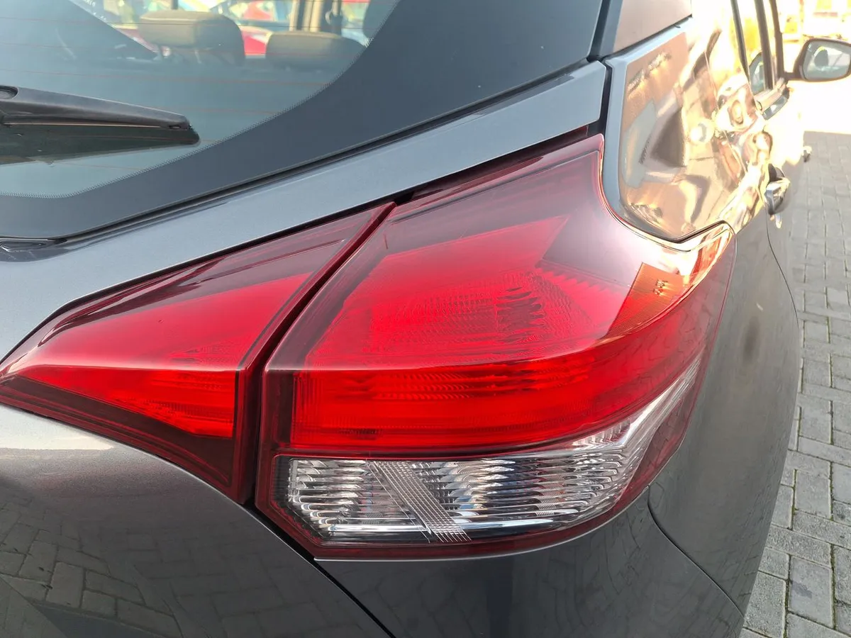 Nissan Kicks 1.6 Advance Mt 5p año 2021