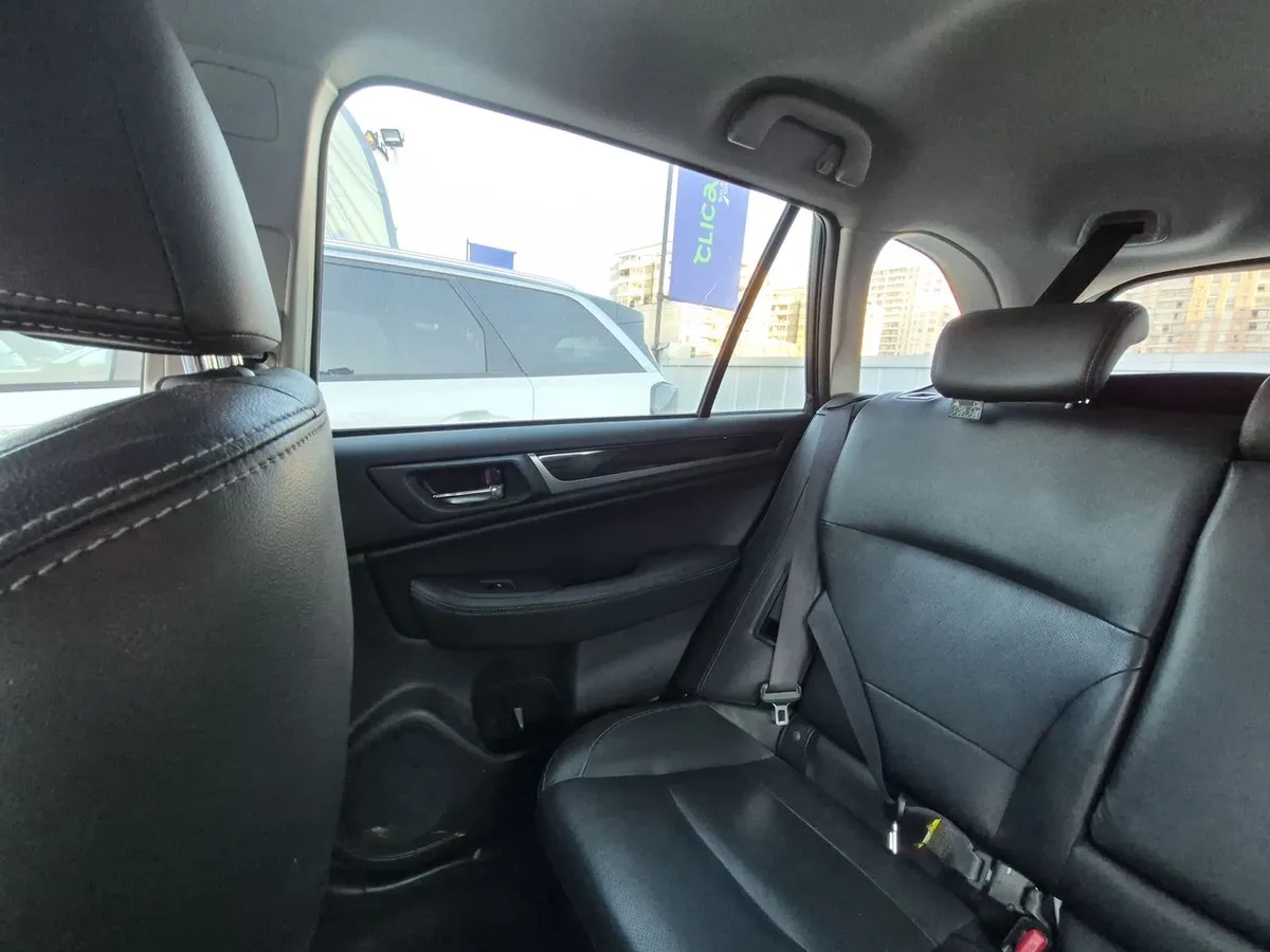 Subaru Outback 2.5i Limited Awd Eyesight Cvt At 5p año 2020