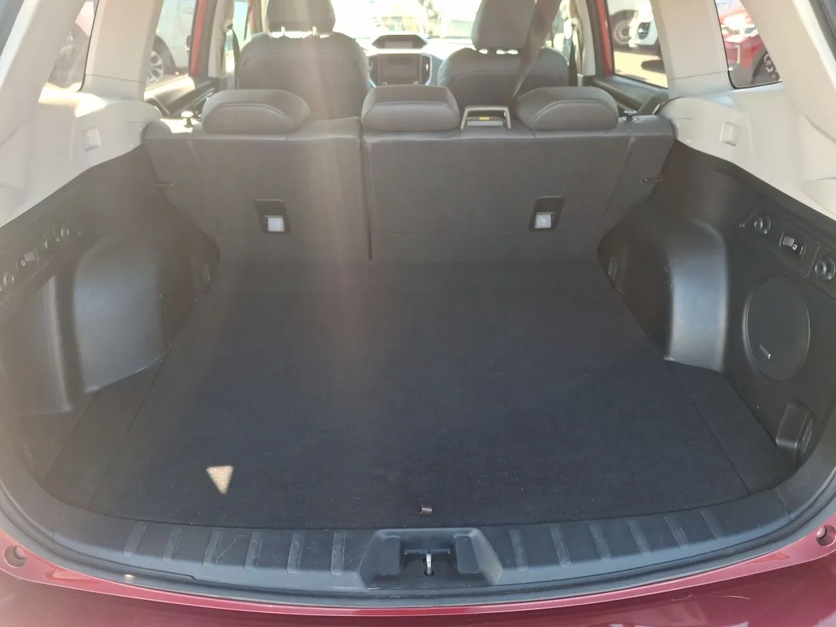 Subaru Forester 2.0i Limited Eyesight Awd At 5p año 2024