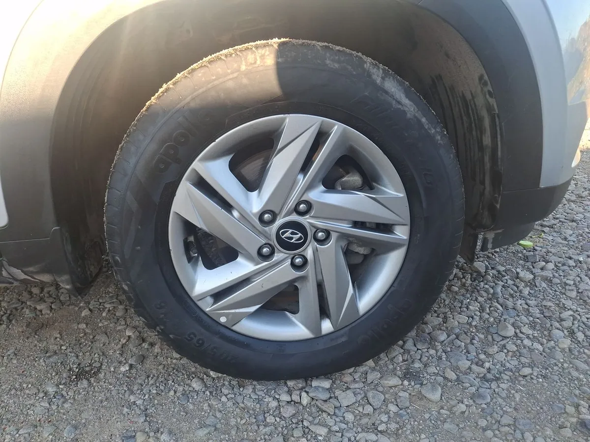 Hyundai Creta 1.5 Plus Su2i 4x2 Cvt At 5p año 2024