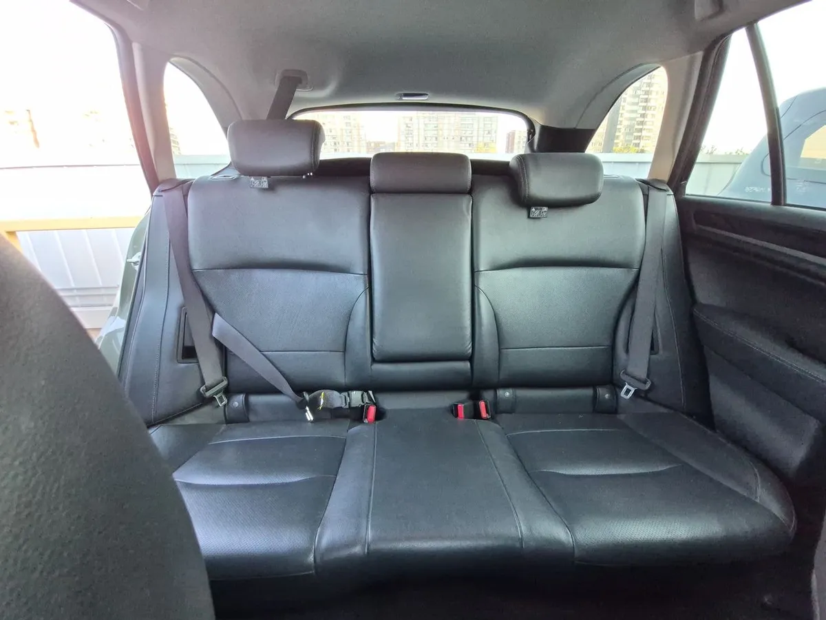 Subaru Outback 2.5i Limited Awd Eyesight Cvt At 5p año 2020