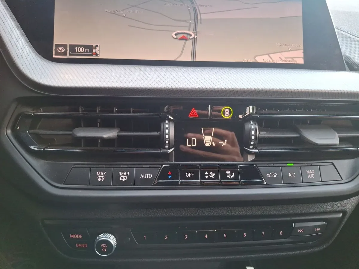 BMW 118i 1.5 M Sport Se 4x2 At 5p año 2024