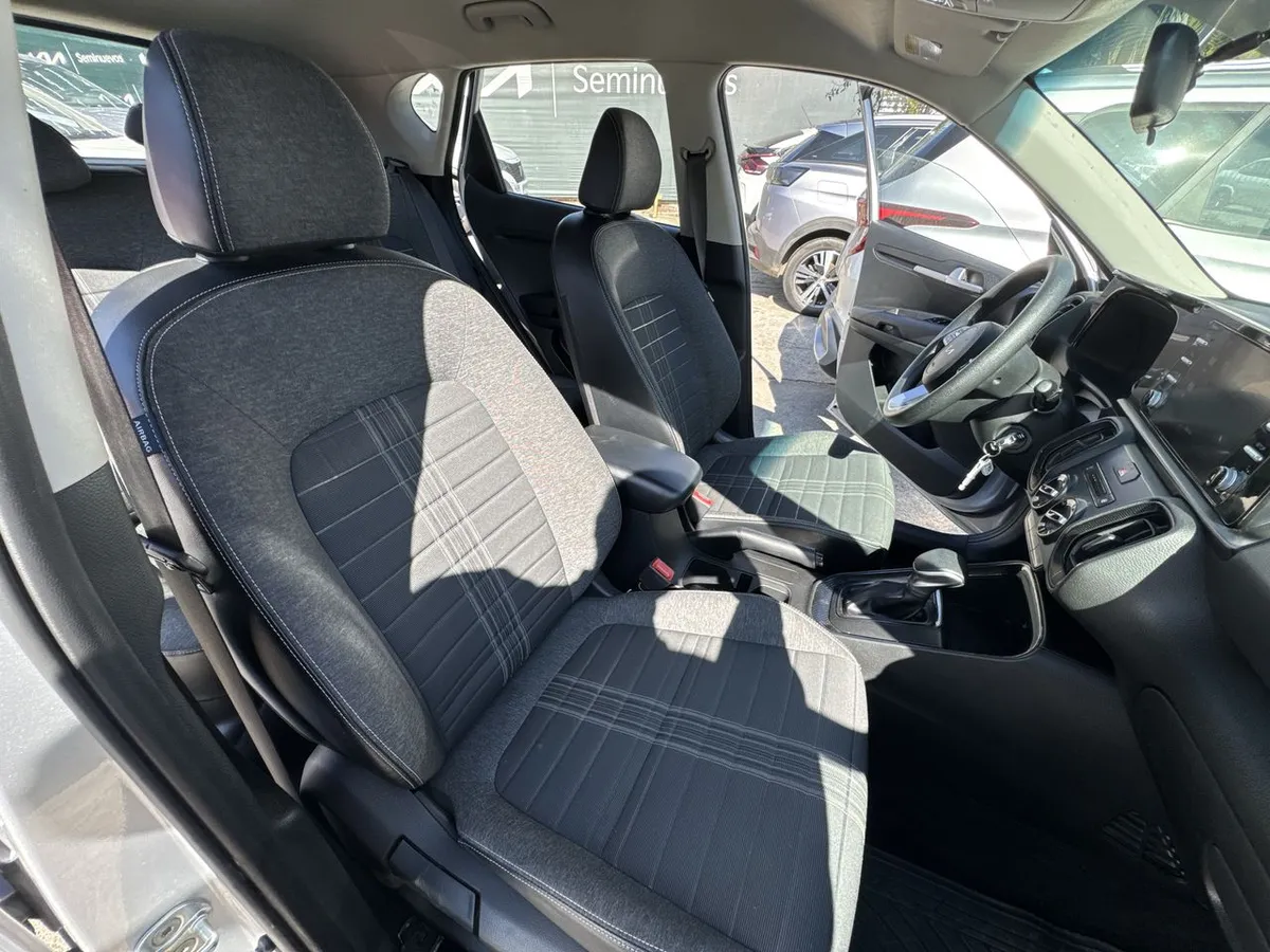 Kia Sonet 1.5 Ex 4x2 Ivt Ri At 5p año 2025