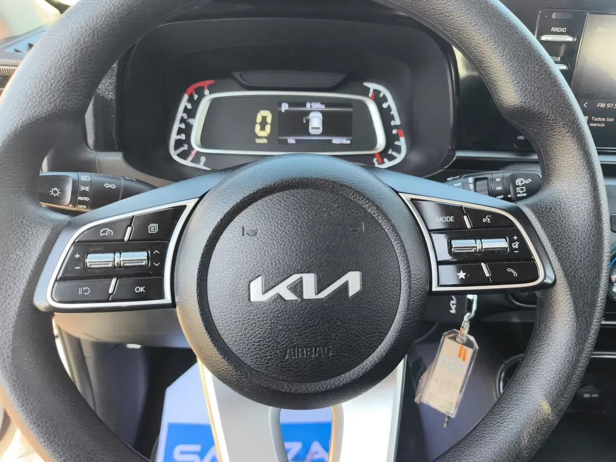 Kia Sonet 1.5 Ex 4x2 Ivt At 5p año 2025