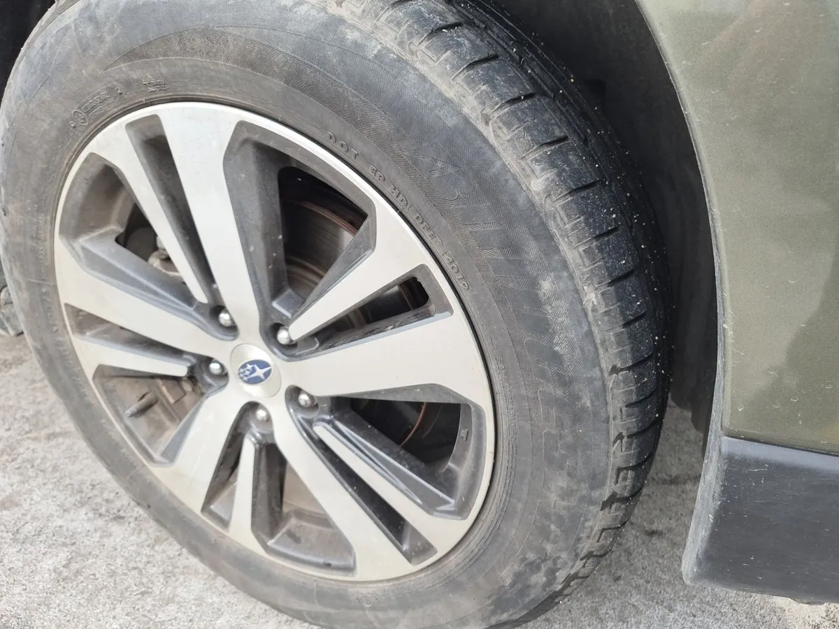 Subaru Outback 2.5i Limited Awd Eyesight Cvt At 5p año 2020