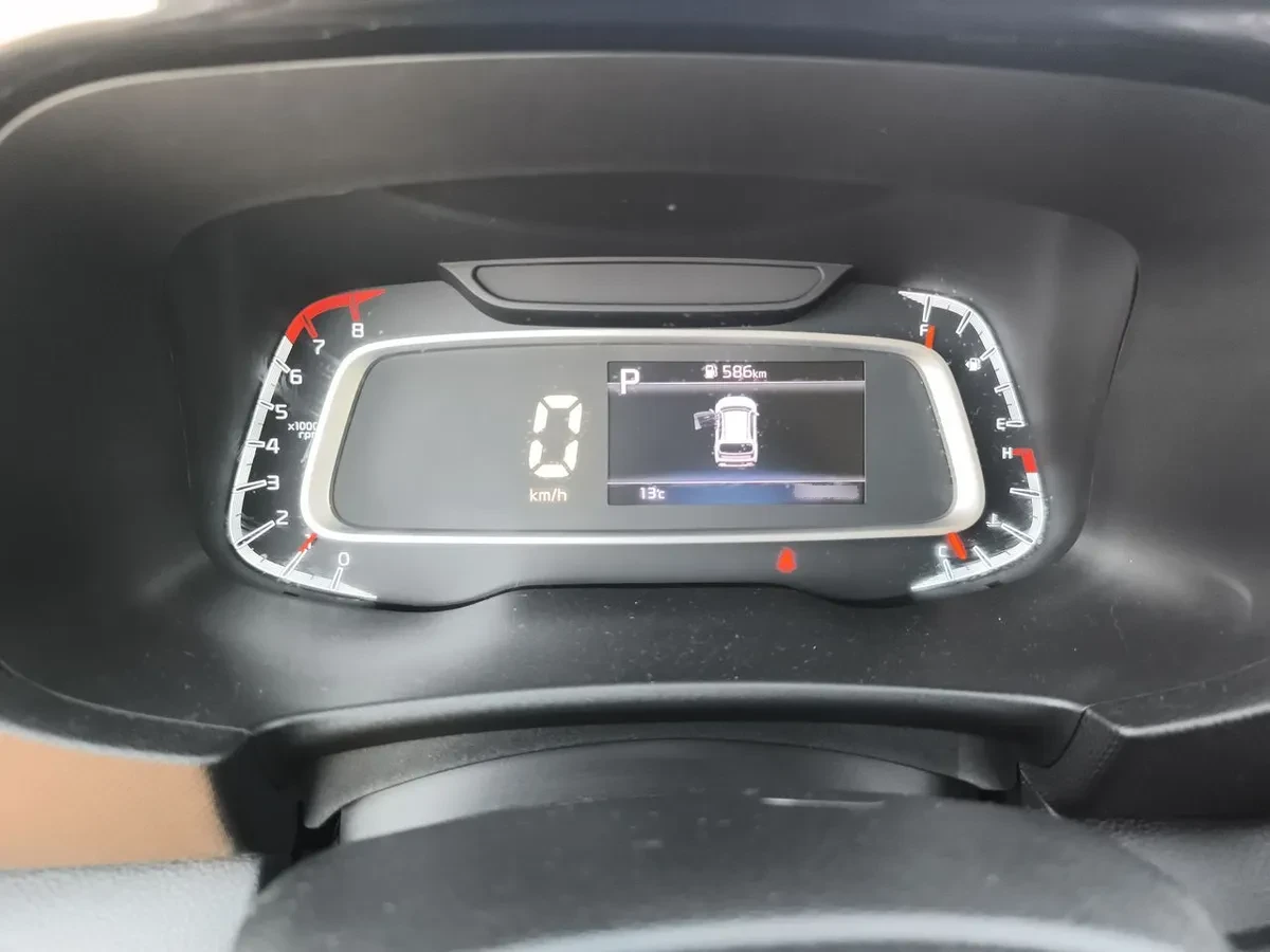 Kia Sonet 1.5 Ex 4x2 Ivt At 5p año 2025