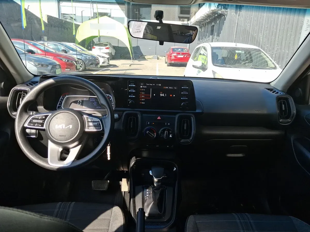 Kia Sonet 1.5 Ex 4x2 Ivt Ri At 5p año 2025