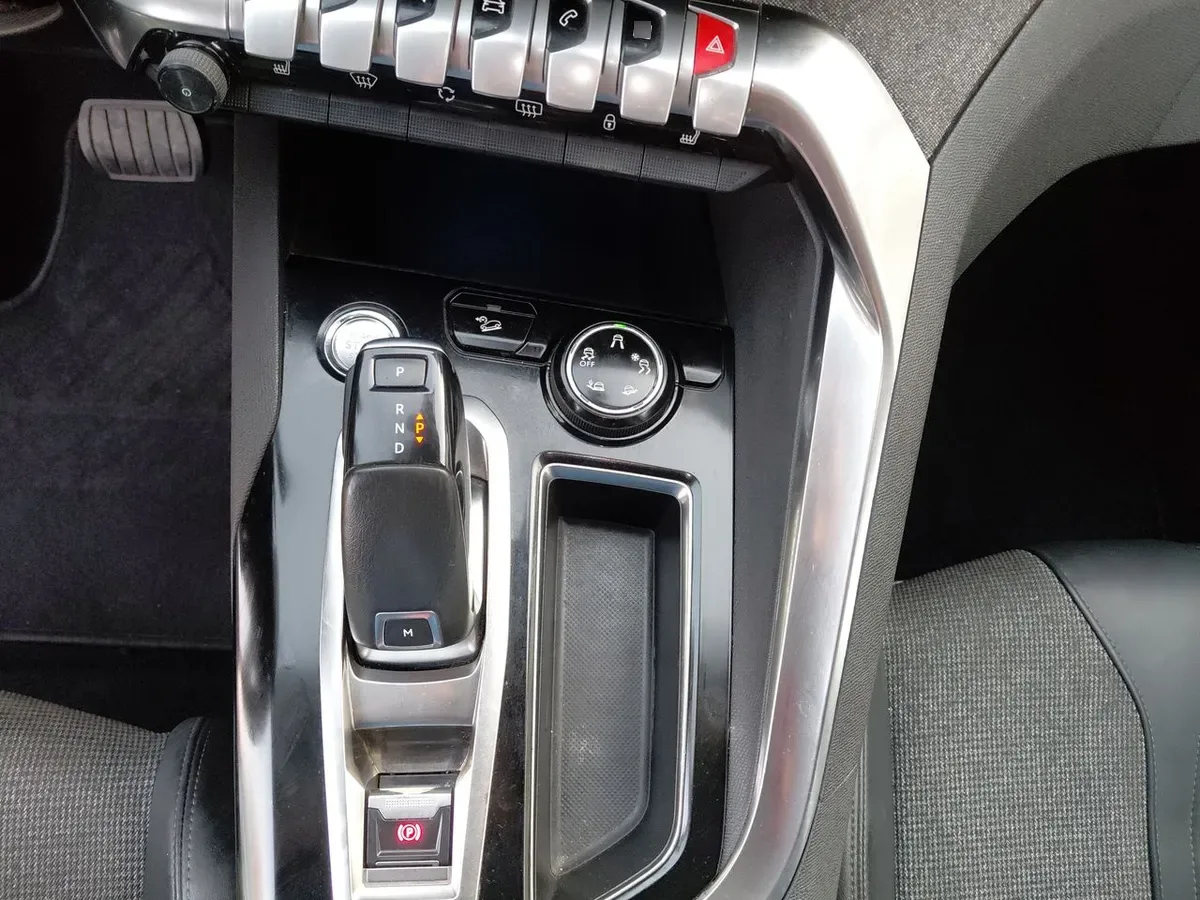 Peugeot 3008 1.6 Allure 4x2 Thp 165hp Eat6 5p año 2019