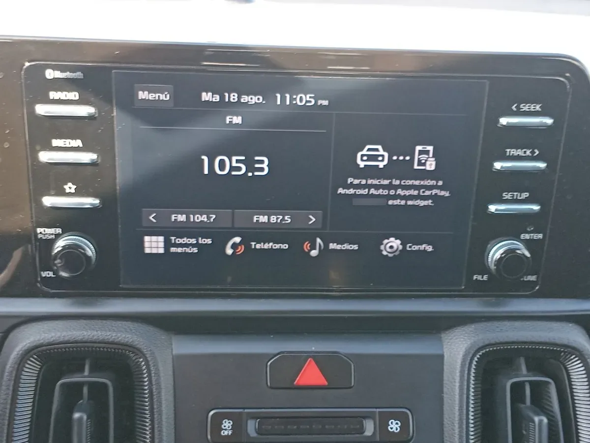 Kia Sonet 1.5 Ex 4x2 Ivt At 5p año 2025