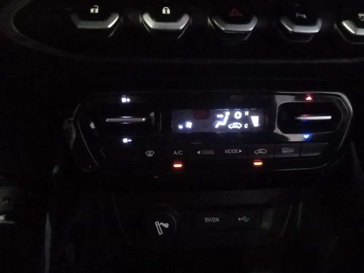 Chevrolet Captiva 1.5t Premier Fwd Cvt At 5p año 2022