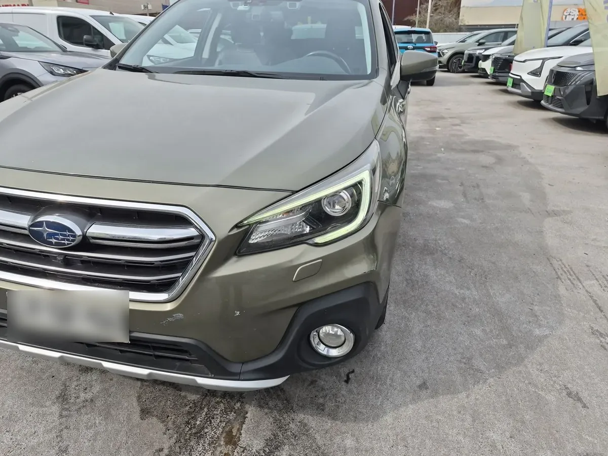 Subaru Outback 2.5i Limited Awd Eyesight Cvt At 5p año 2020