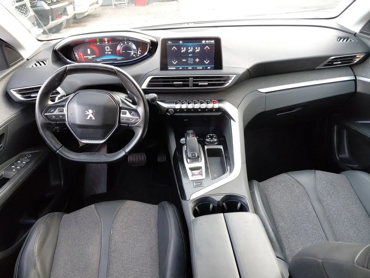 Peugeot 3008 1.6 Allure 4x2 Thp 165hp Eat6 5p año 2019