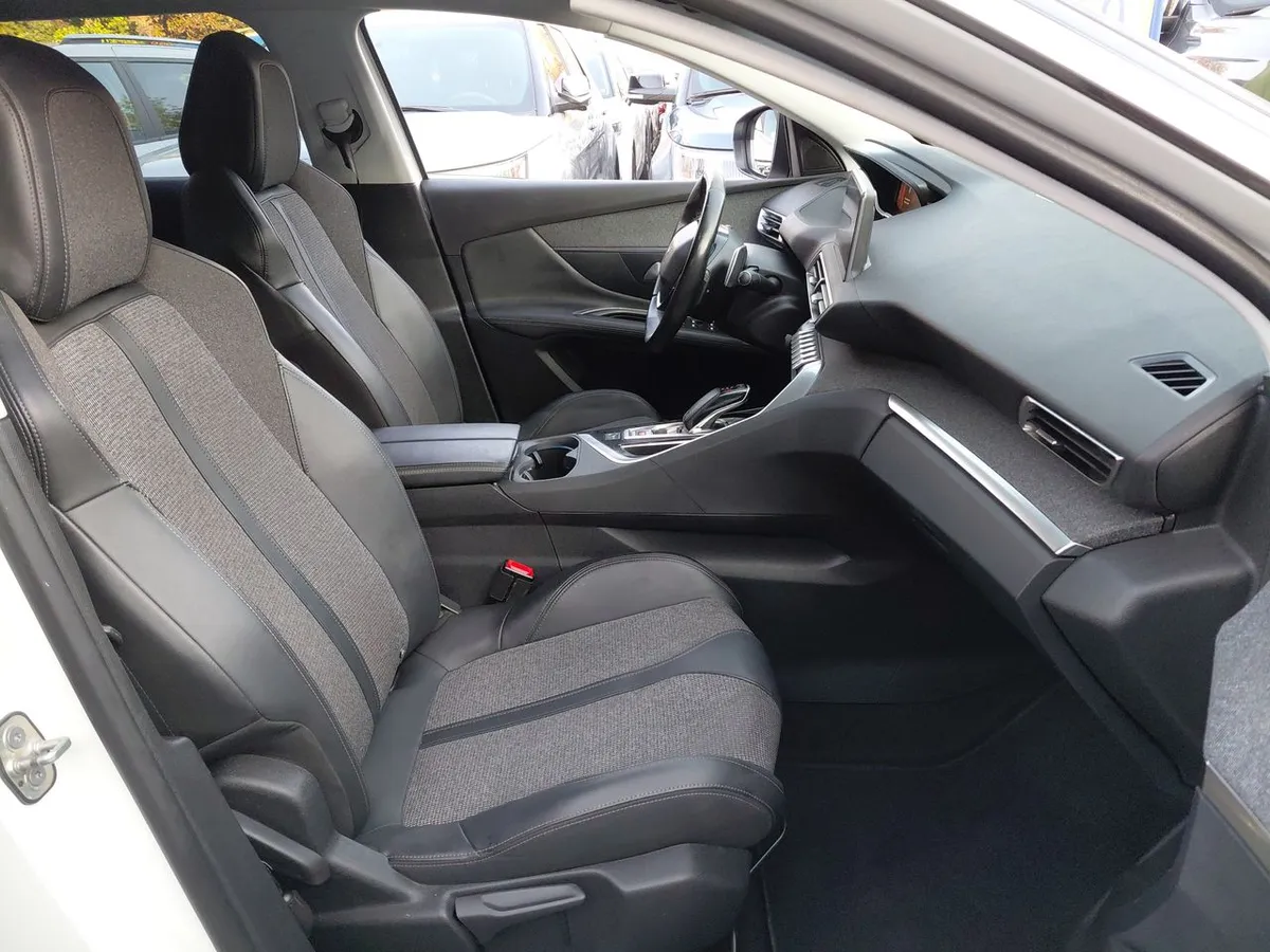 Peugeot 3008 1.6 Allure 4x2 Thp 165hp Eat6 5p año 2019