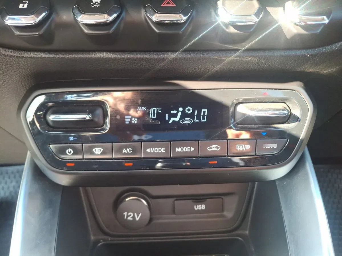 Chevrolet Groove 1.5 Premier R 4x2 Mt 5p año 2024