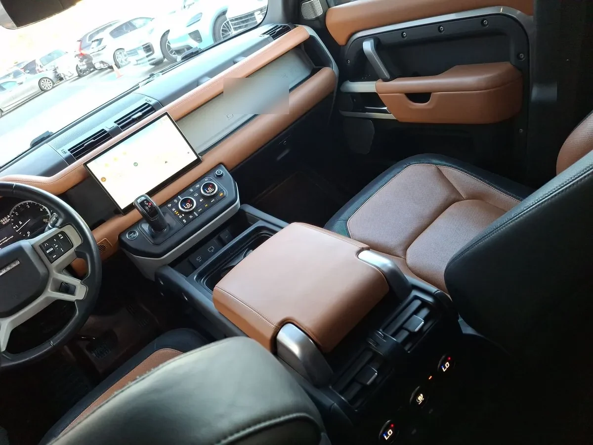 Land Rover Defender 3.0 130 X-Dynamic Hse Hibrido 4x4 At 5p año 2024