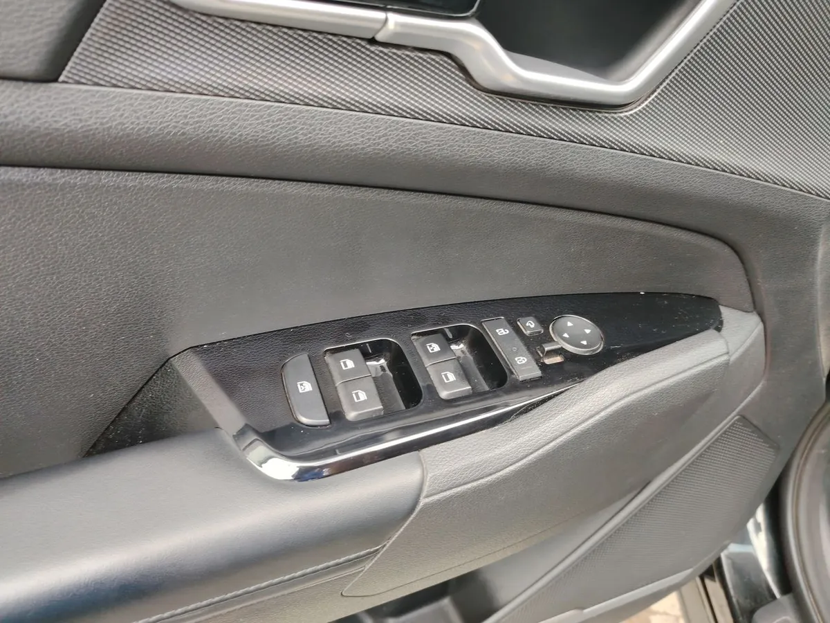 Kia Sportage 2.0 Ex Dies 2wd 8at 5p año 2024