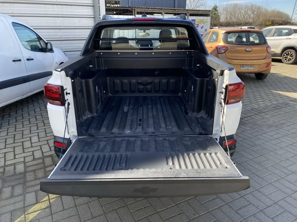 Chevrolet Montana 1.2t Premier R 4x2 At 4p año 2024