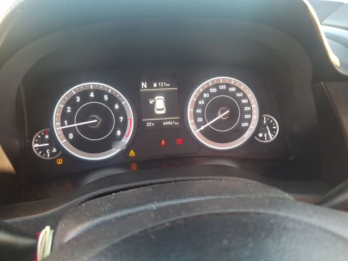 Hyundai Creta 1.5 Plus Su2i 4x2 Cvt At 5p año 2024