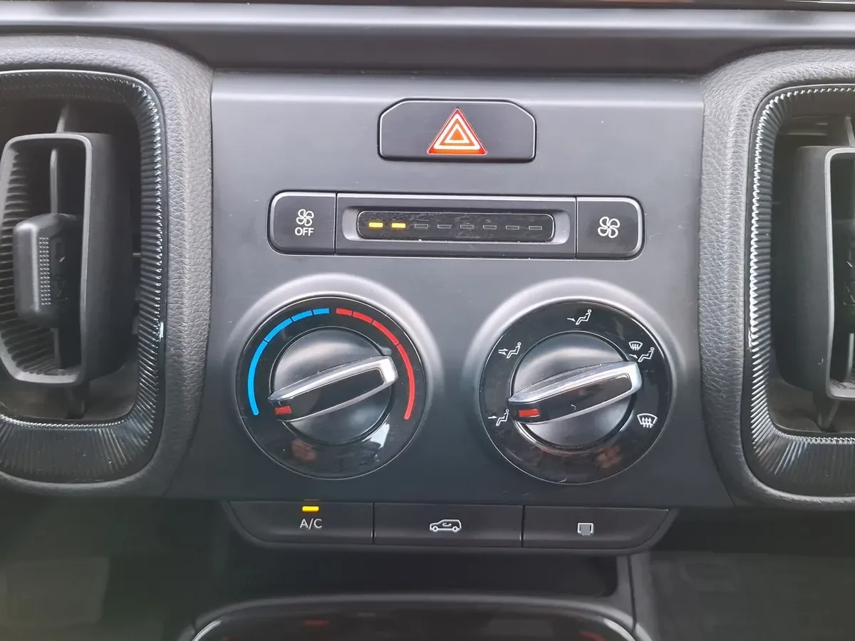 Kia Sonet 1.5 Ex 4x2 Ivt At 5p año 2025