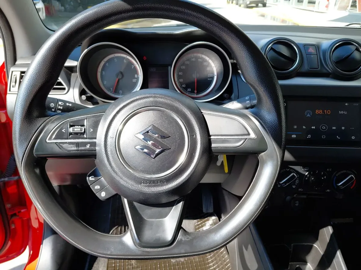Suzuki Swift 1.2 Gl 4x2 Hb Mt 5p año 2022