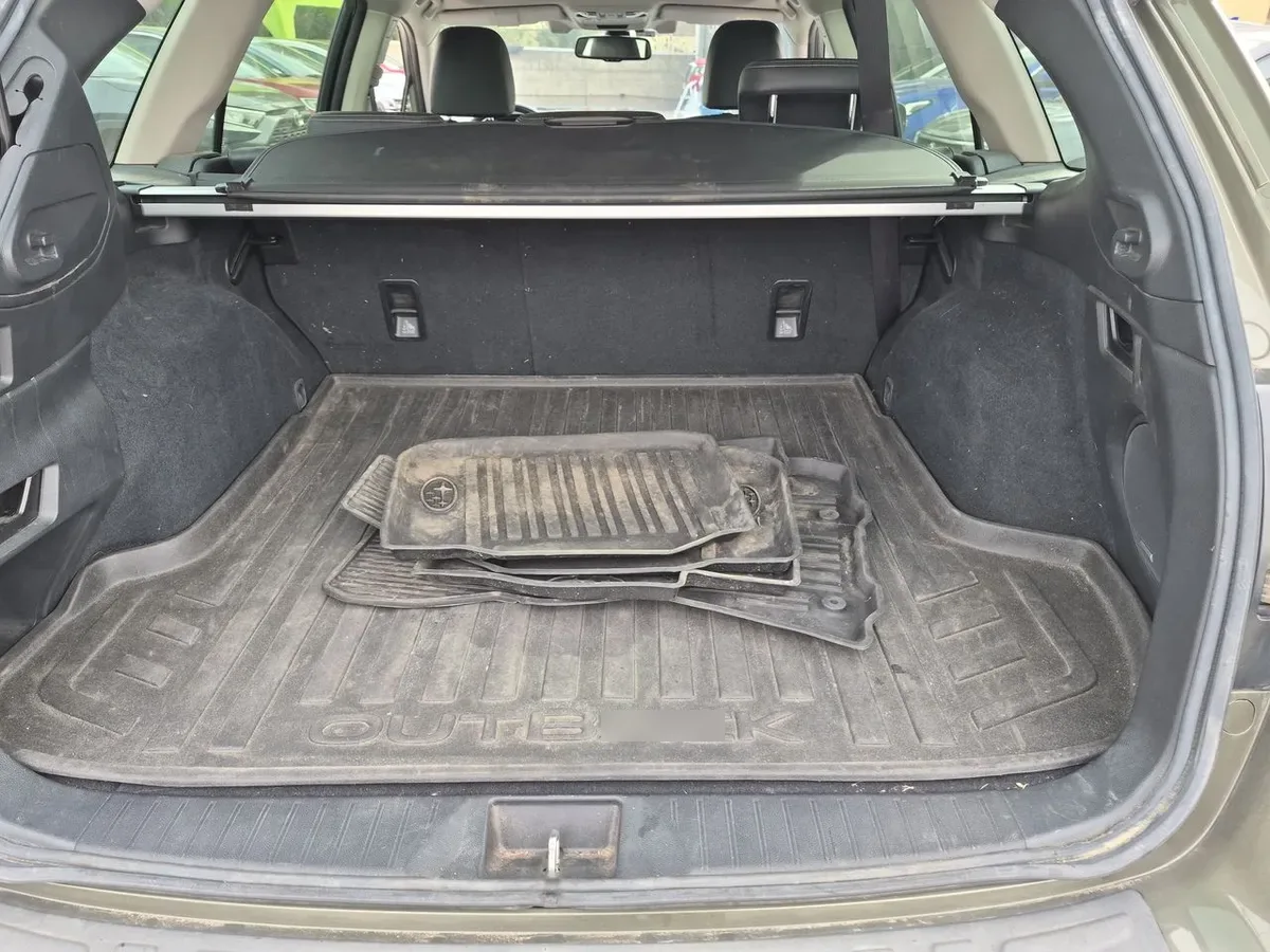 Subaru Outback 2.5i Limited Awd Eyesight Cvt At 5p año 2020