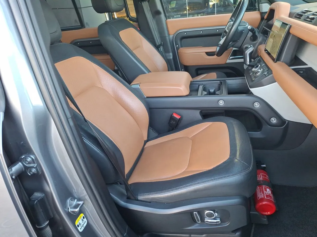 Land Rover Defender 3.0 130 X-Dynamic Hse Hibrido 4x4 At 5p año 2024