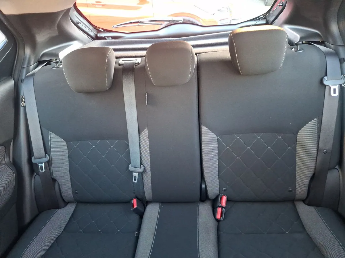 Nissan Kicks 1.6 Advance Mt 5p año 2021