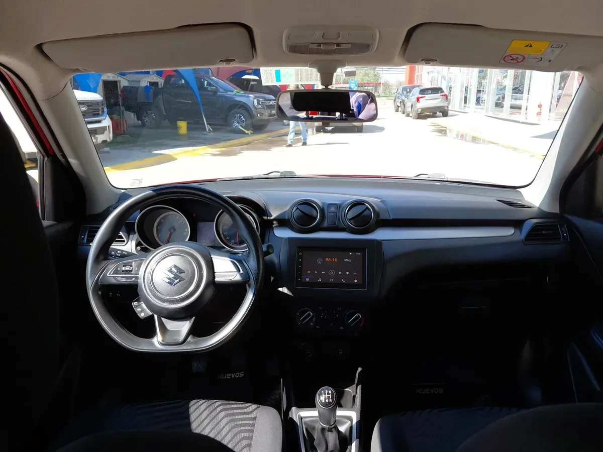 Suzuki Swift 1.2 Gl 4x2 Hb Mt 5p año 2022