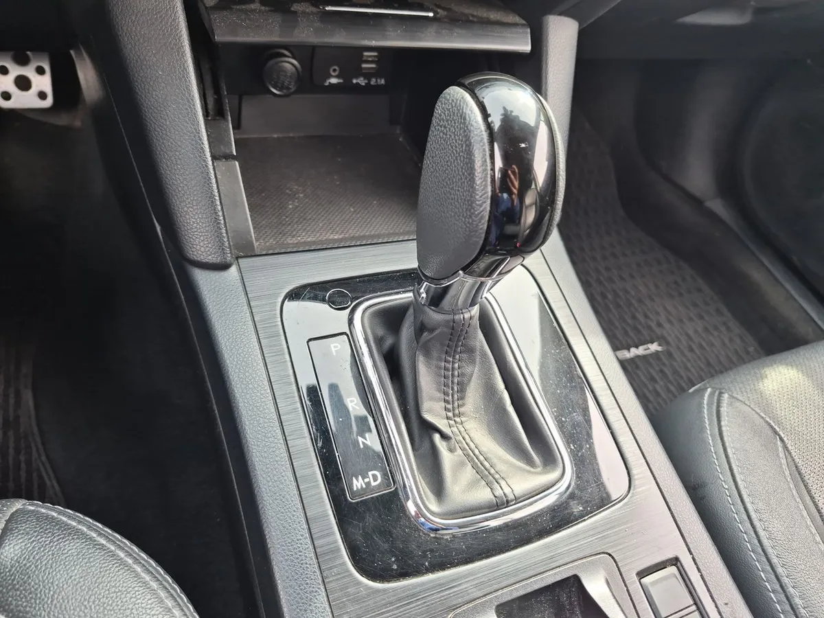 Subaru Outback 2.5i Limited Awd Eyesight Cvt At 5p año 2020