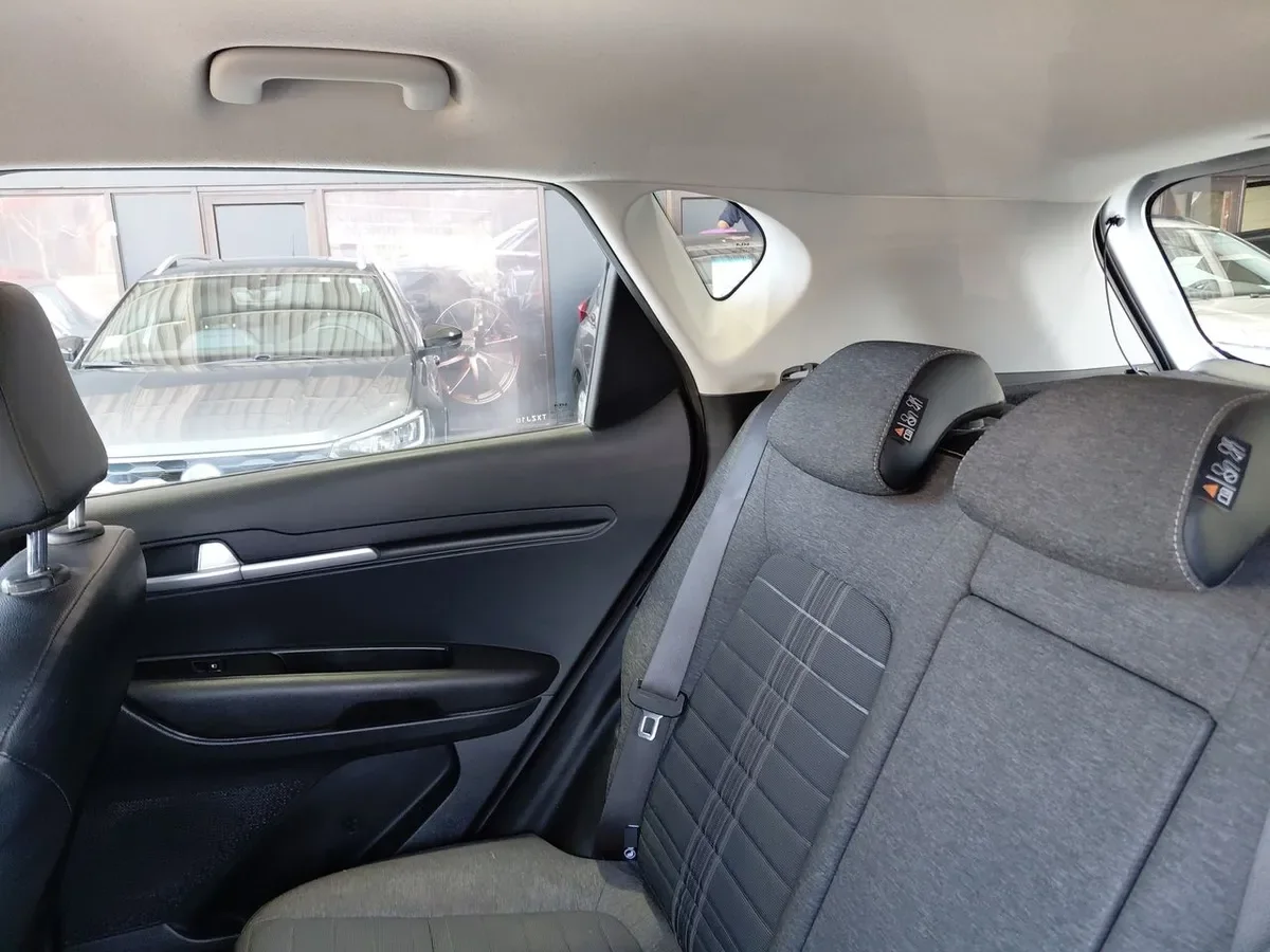 Kia Sonet 1.5 Ex 4x2 Ivt Ri At 5p año 2025