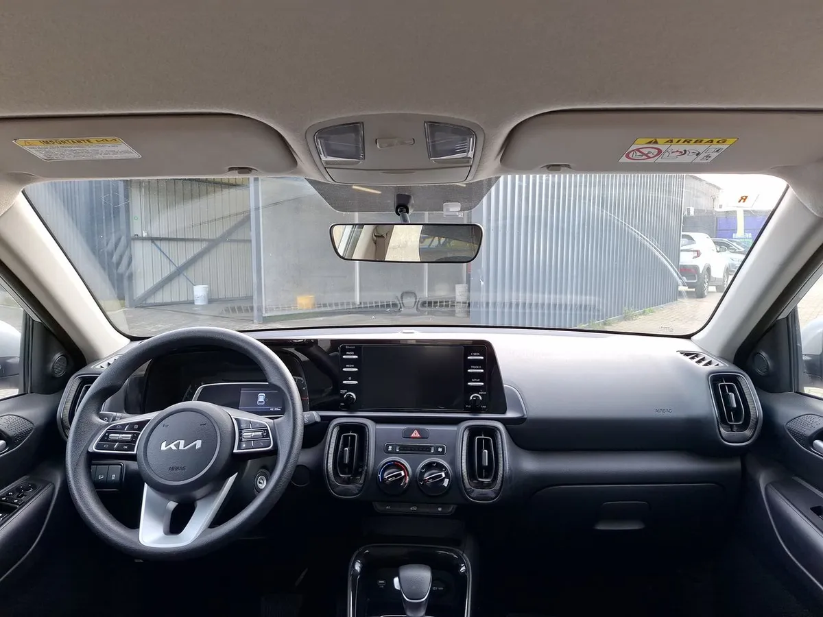 Kia Sonet 1.5 Ex 4x2 Ivt At 5p año 2025