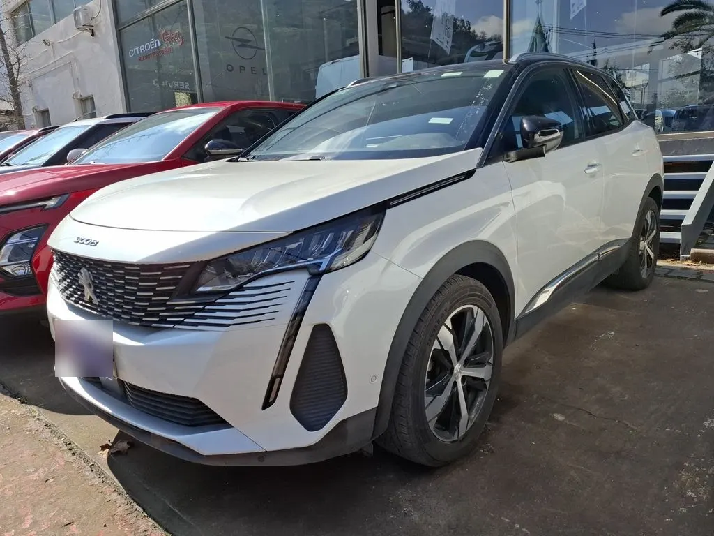 Peugeot 3008 Blue Hdi 130 Eat8 1.5 Aut año 2024