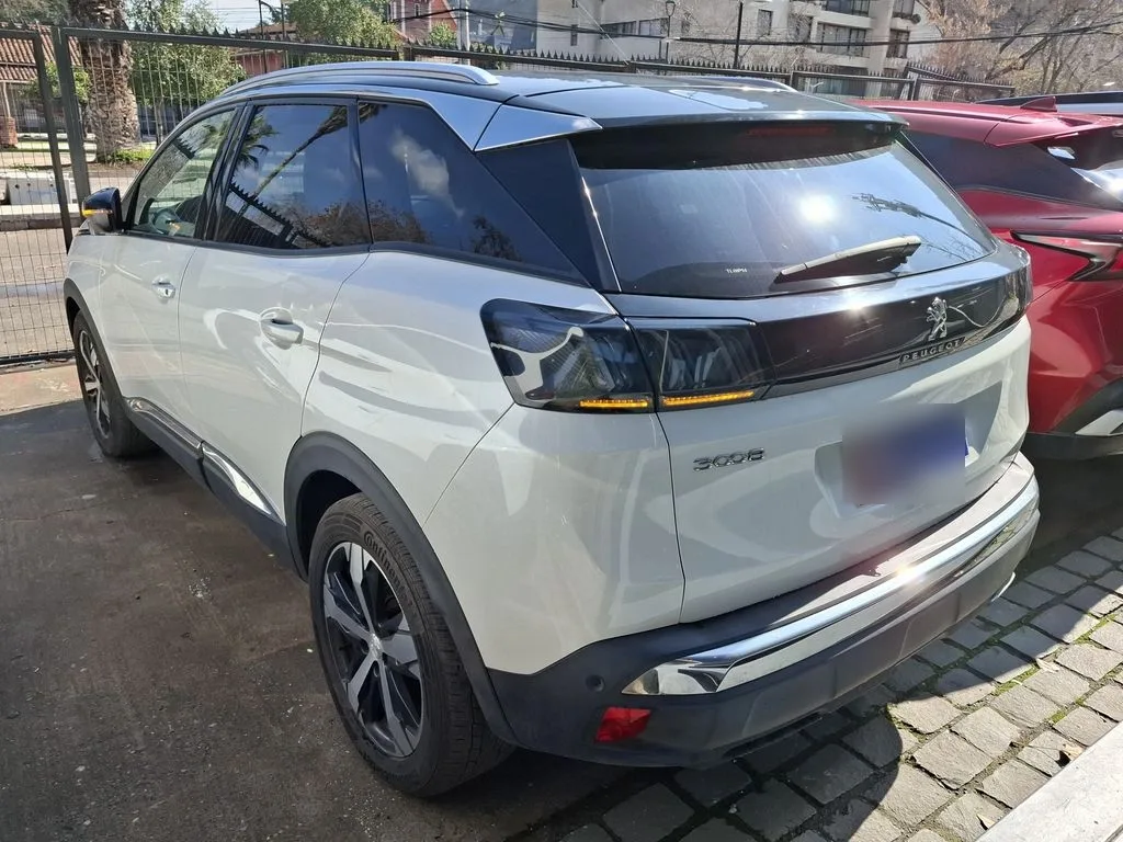 Peugeot 3008 Blue Hdi 130 Eat8 1.5 Aut año 2024