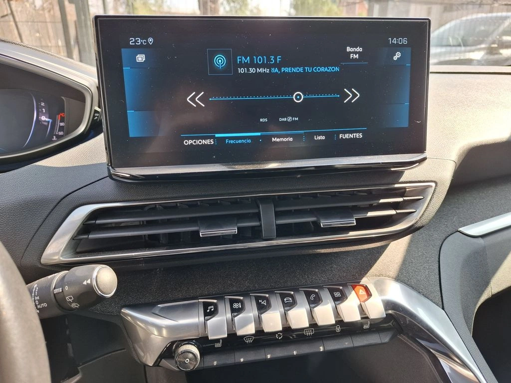 Peugeot 3008 Blue Hdi 130 Eat8 1.5 Aut año 2024