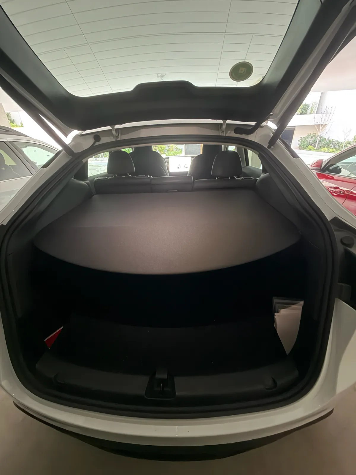 TESLA MODEL Y Otra año 2025