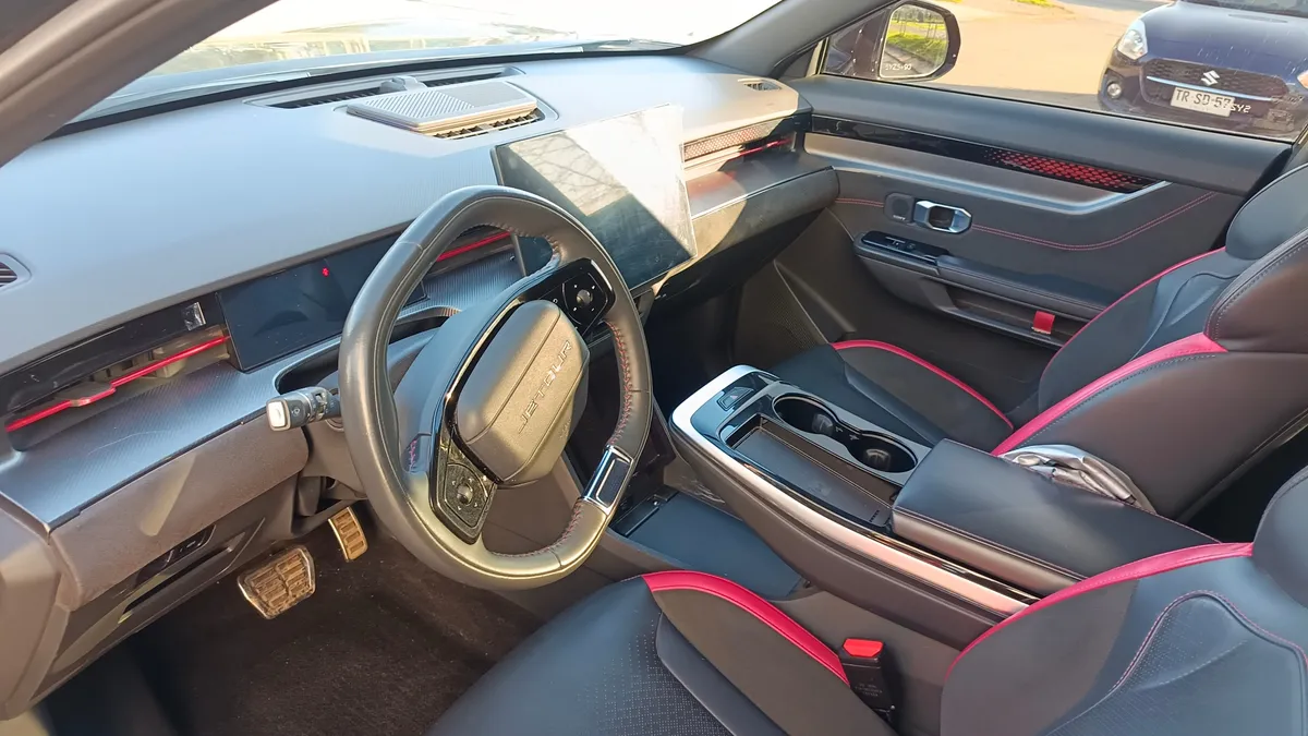 JETOUR DASHING 1.6 Limited At año 2023