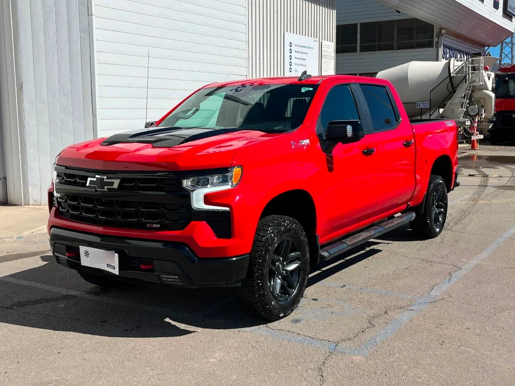 Chevrolet Silverado Cc Lt Tb 5.3l K año 2024