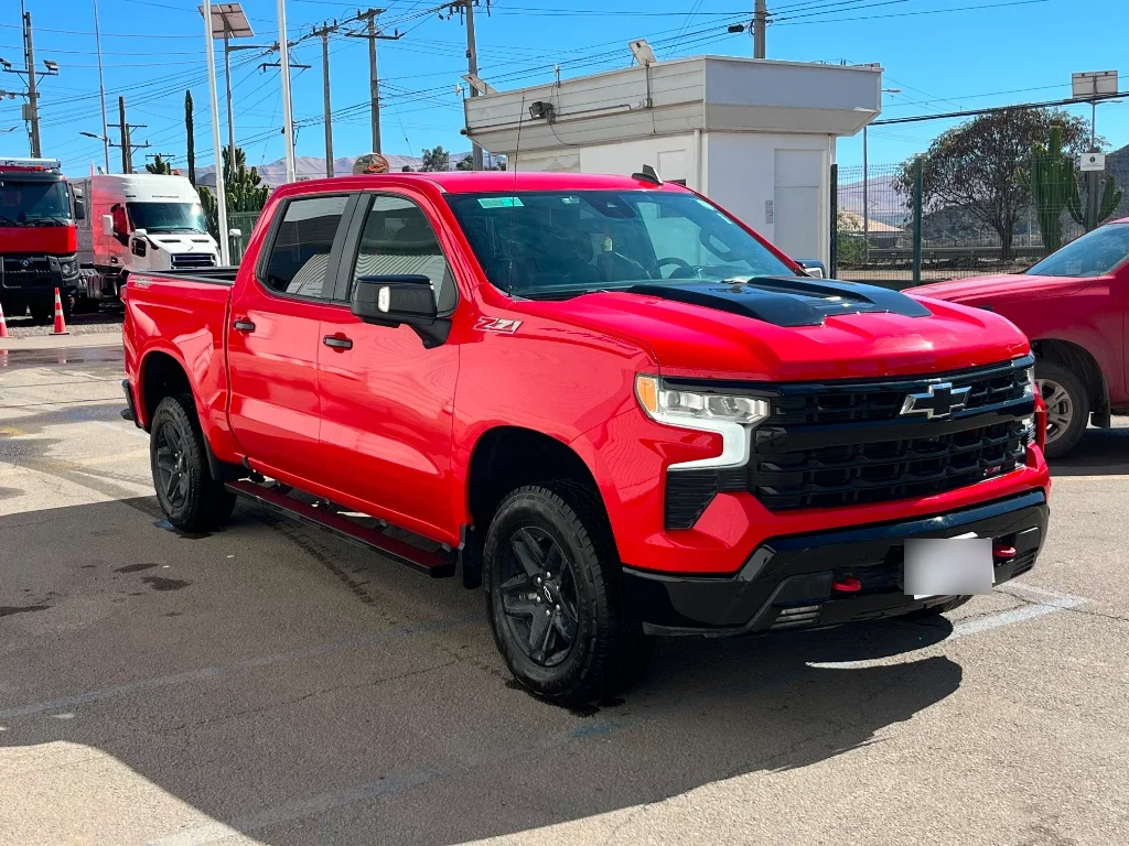 Chevrolet Silverado Cc Lt Tb 5.3l K año 2023