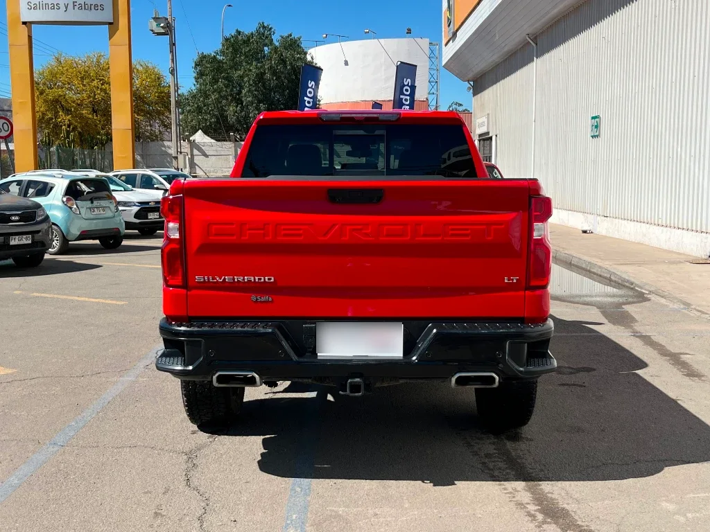 Chevrolet Silverado Cc Lt Tb 5.3l K año 2024
