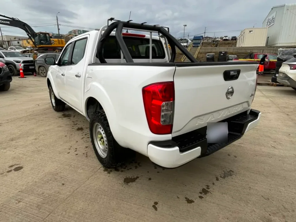 Nissan Navara Dc 4x4 2.3 Tdi Se año 2023