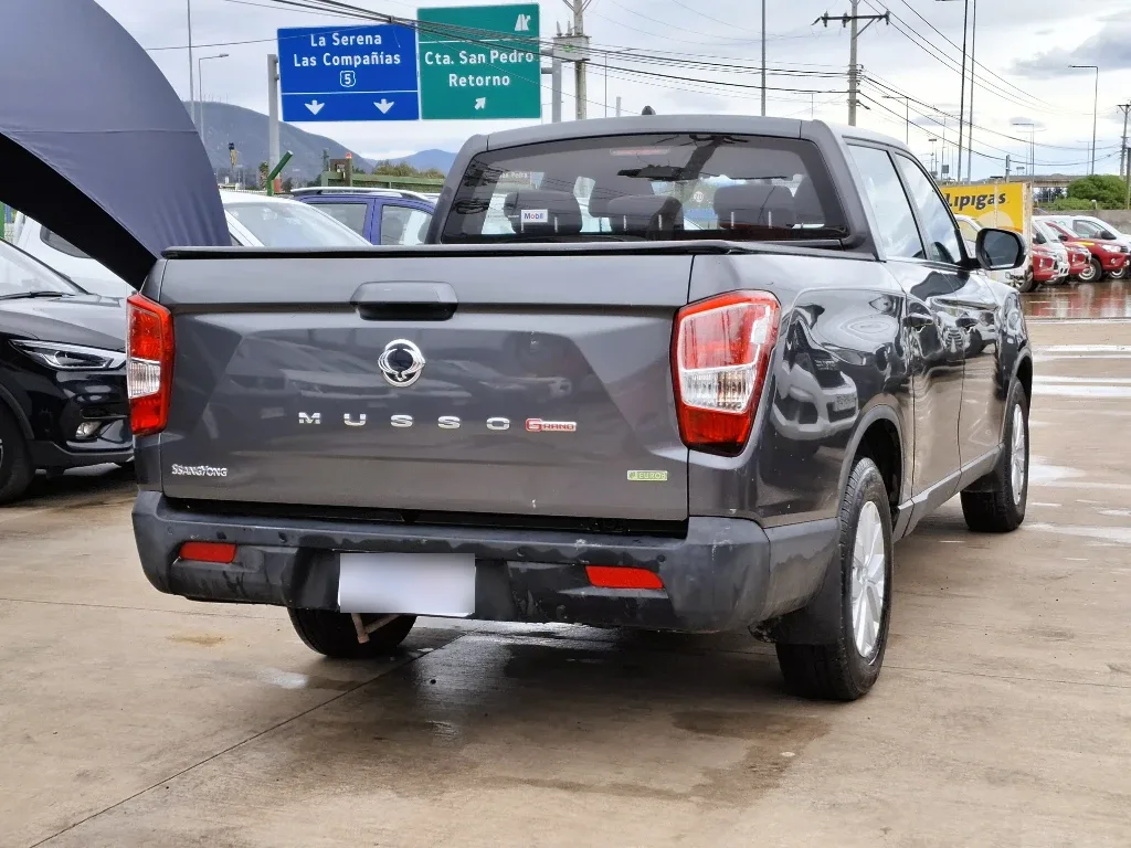 Ssangyong Grand Musso Grand Musso 2.2 4x2 Mt Full-Ql612 año 2023