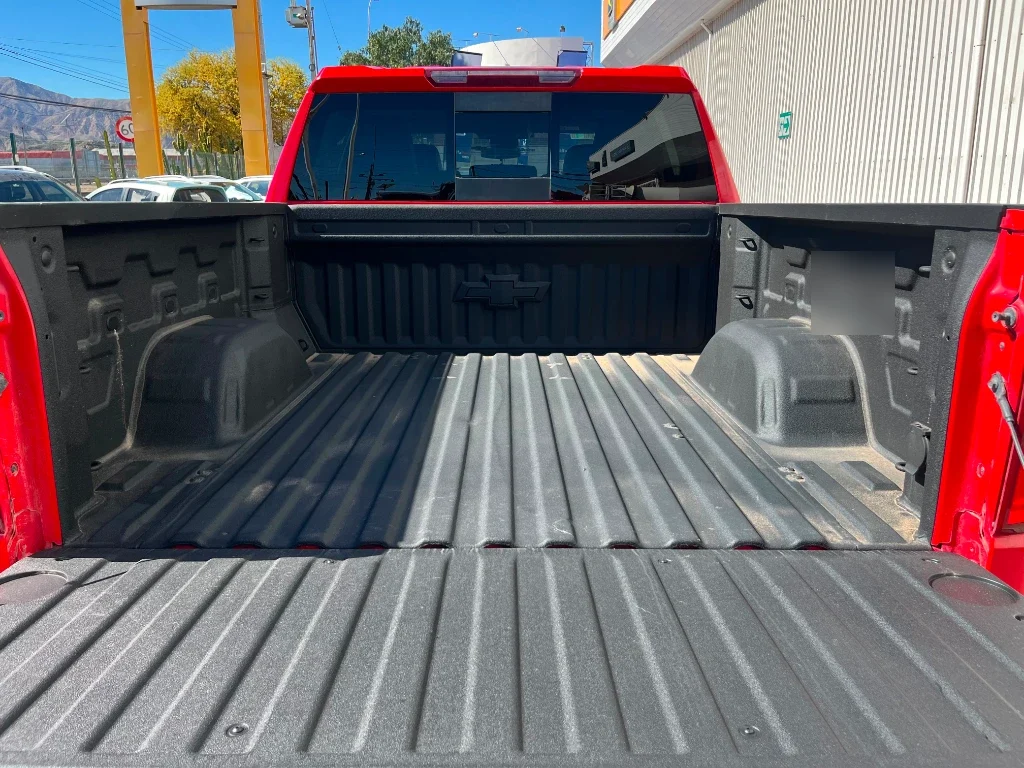 Chevrolet Silverado Cc Lt Tb 5.3l K año 2023