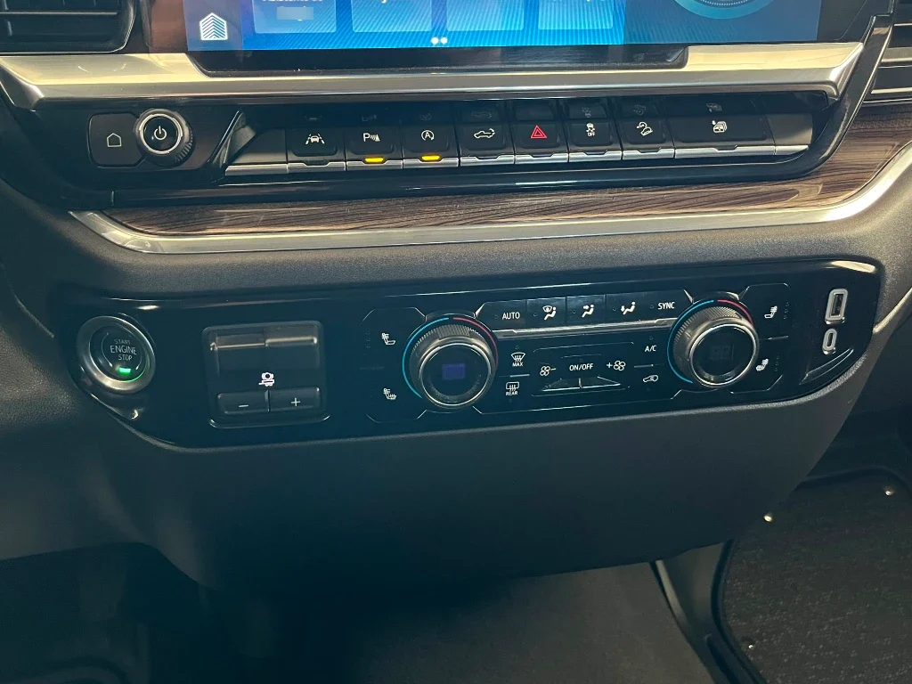 Chevrolet Silverado Cc Lt Tb 5.3l K año 2024