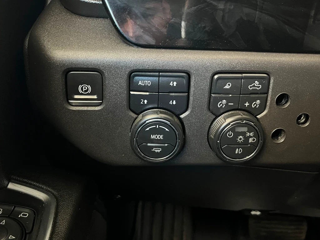 Chevrolet Silverado Cc Lt Tb 5.3l K año 2024