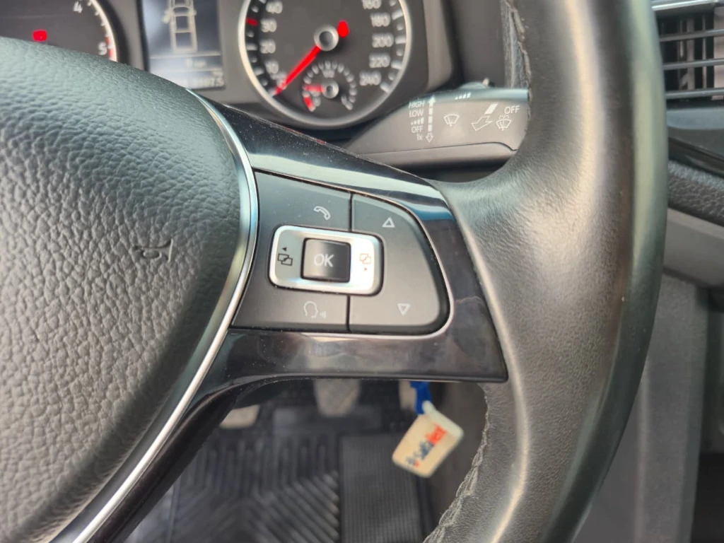 Volkswagen Amarok Dcab Tdi 4x4 Trendline 2.0 año 2021
