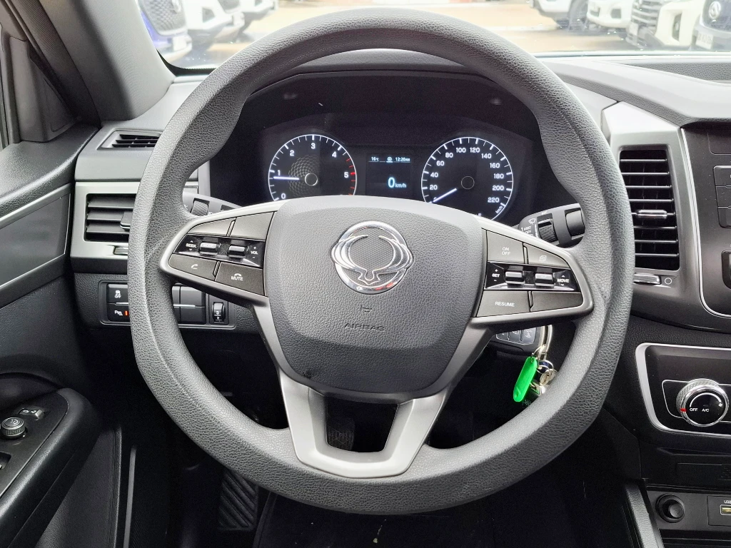 Ssangyong Grand Musso Grand Musso 2.2 4x2 Mt Full-Ql612 año 2023