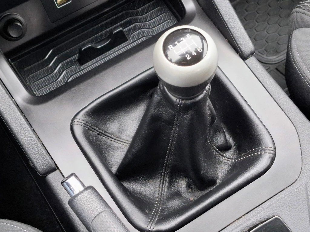 Ssangyong Grand Musso Grand Musso 2.2 4x2 Mt Full-Ql612 año 2023