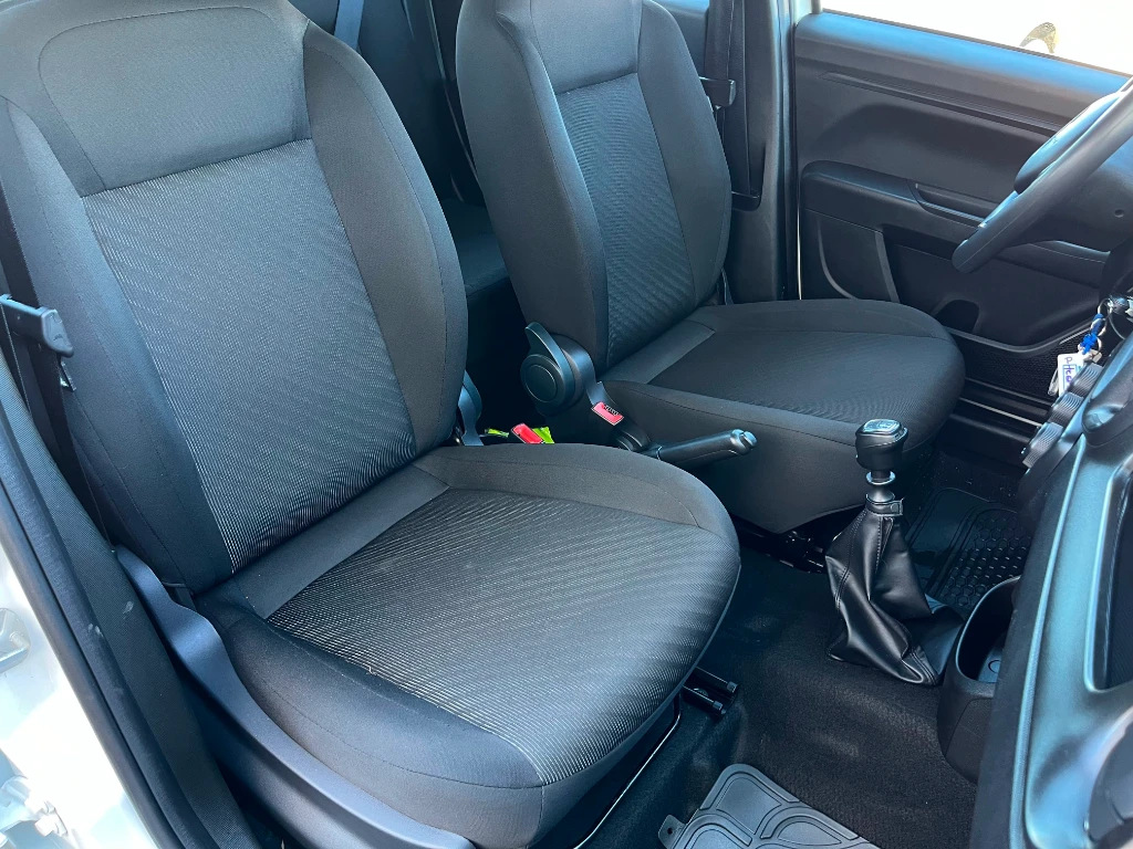 Dodge Ram 700 Slt Cd 1.4l año 2023