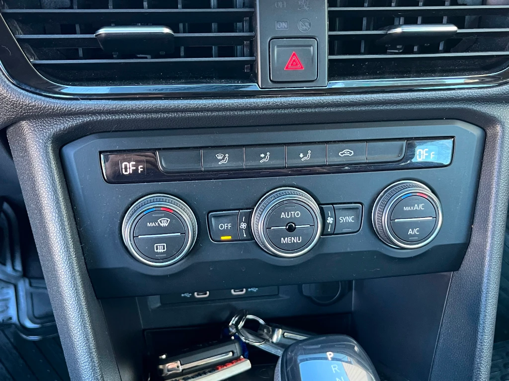 Volkswagen Taos Tsi 1.4 At Comfortline año 2023